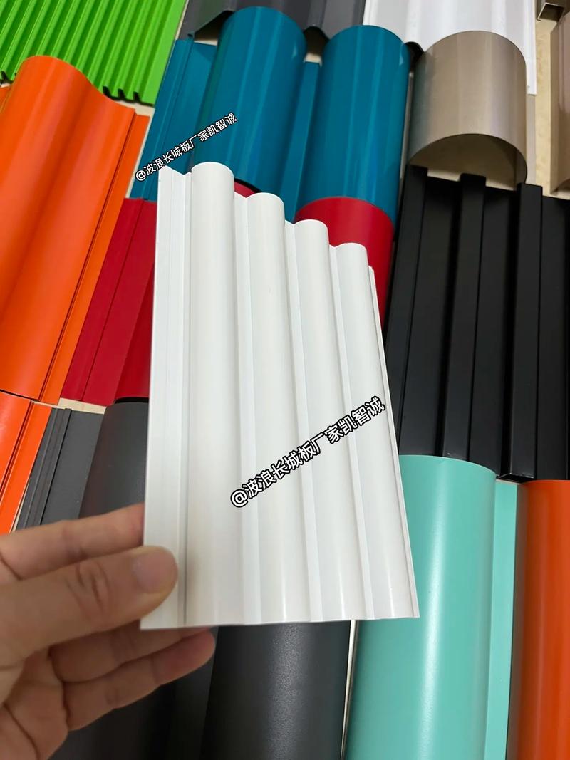 铝长城板与波浪板 门头广告牌墙面材料的优选及文具用品中的应用