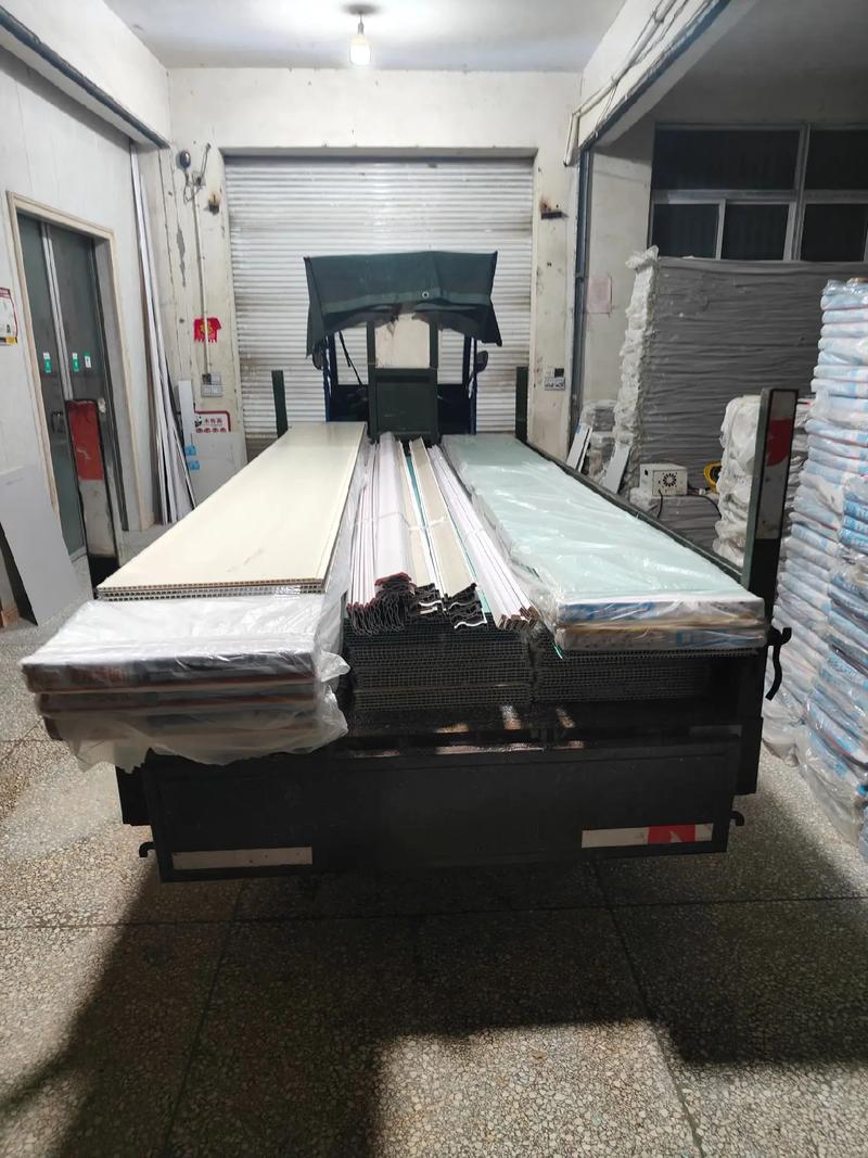 从姜堰蒋垛镇福鑫莱美碳晶大板看集成墙板产业的活力与机遇